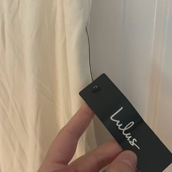 NWT! Lulus White Cream Skirt - Picture 3 of 3
